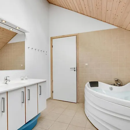 Stunning Home In Romo With Sauna Rømø Kirkeby